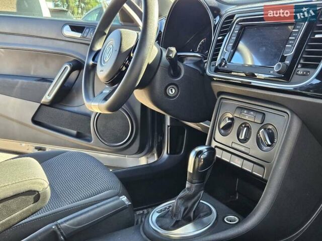 Сірий Фольксваген Бітл, об'ємом двигуна 1.8 л та пробігом 249 тис. км за 8300 $, фото 15 на Automoto.ua