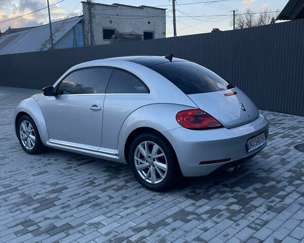 Серый Фольксваген Битл, объемом двигателя 2 л и пробегом 91 тыс. км за 13100 $, фото 4 на Automoto.ua