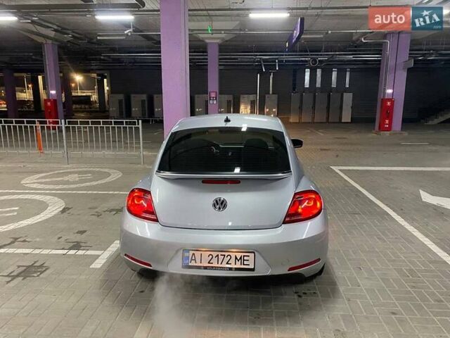 Серый Фольксваген Битл, объемом двигателя 1.8 л и пробегом 75 тыс. км за 12000 $, фото 4 на Automoto.ua