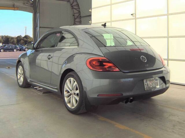 Сірий Фольксваген Бітл, об'ємом двигуна 2 л та пробігом 136 тис. км за 1200 $, фото 2 на Automoto.ua