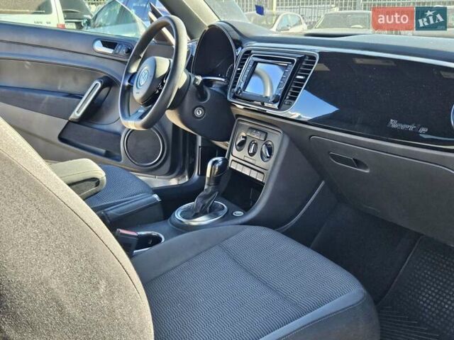 Сірий Фольксваген Бітл, об'ємом двигуна 1.8 л та пробігом 249 тис. км за 8300 $, фото 14 на Automoto.ua