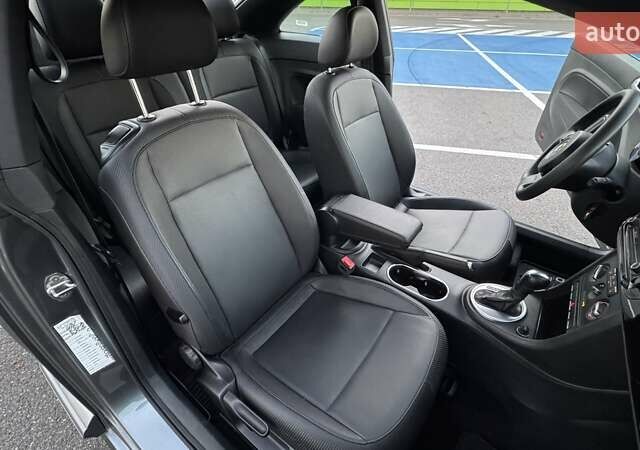 Сірий Фольксваген Бітл, об'ємом двигуна 1.8 л та пробігом 82 тис. км за 12499 $, фото 22 на Automoto.ua