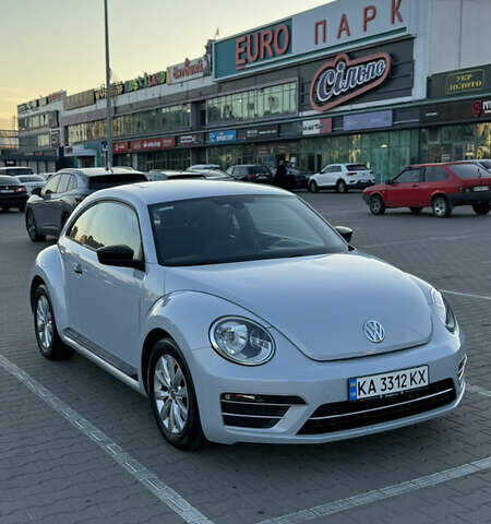 Сірий Фольксваген Бітл, об'ємом двигуна 1.8 л та пробігом 174 тис. км за 13000 $, фото 11 на Automoto.ua