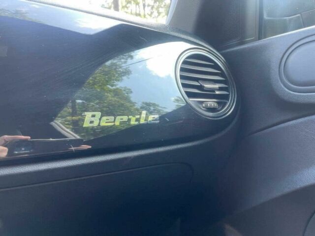 Серый Фольксваген Битл, объемом двигателя 1.8 л и пробегом 58 тыс. км за 4100 $, фото 11 на Automoto.ua