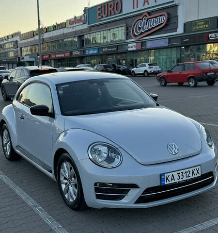 Сірий Фольксваген Бітл, об'ємом двигуна 1.8 л та пробігом 174 тис. км за 13000 $, фото 5 на Automoto.ua