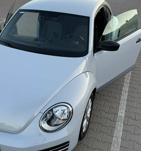 Сірий Фольксваген Бітл, об'ємом двигуна 1.8 л та пробігом 174 тис. км за 13000 $, фото 1 на Automoto.ua