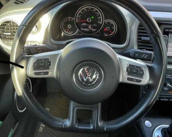 Серый Фольксваген Битл, объемом двигателя 2.5 л и пробегом 151 тыс. км за 11000 $, фото 3 на Automoto.ua