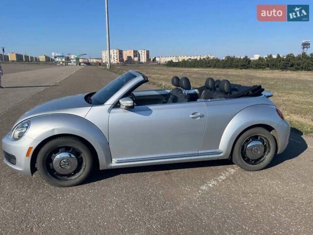 Серый Фольксваген Битл, объемом двигателя 2.5 л и пробегом 151 тыс. км за 11000 $, фото 2 на Automoto.ua