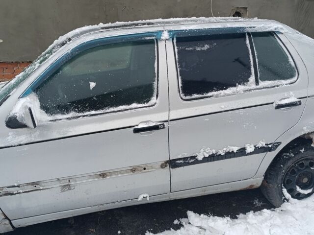 Серый Фольксваген Битл, объемом двигателя 1.8 л и пробегом 2 тыс. км за 600 $, фото 2 на Automoto.ua