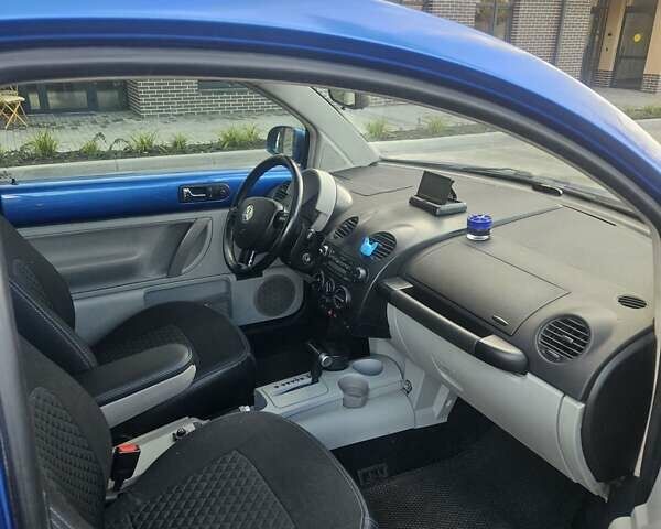 Синий Фольксваген Битл, объемом двигателя 1.98 л и пробегом 151 тыс. км за 6500 $, фото 4 на Automoto.ua