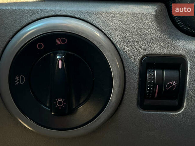 Синий Фольксваген Битл, объемом двигателя 1.98 л и пробегом 120 тыс. км за 5750 $, фото 15 на Automoto.ua