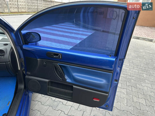 Синий Фольксваген Битл, объемом двигателя 1.8 л и пробегом 211 тыс. км за 4500 $, фото 23 на Automoto.ua