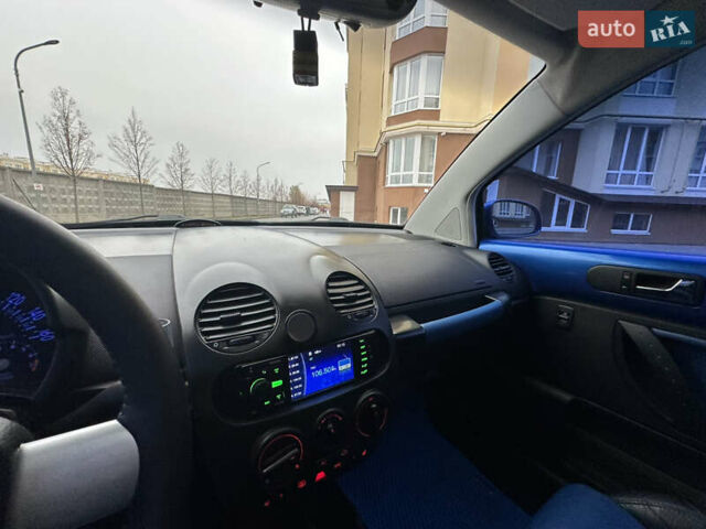 Синий Фольксваген Битл, объемом двигателя 1.8 л и пробегом 211 тыс. км за 4500 $, фото 31 на Automoto.ua