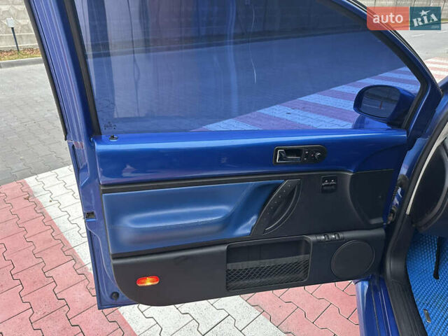 Синий Фольксваген Битл, объемом двигателя 1.8 л и пробегом 211 тыс. км за 4500 $, фото 15 на Automoto.ua