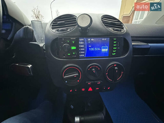 Синій Фольксваген Бітл, об'ємом двигуна 1.78 л та пробігом 211 тис. км за 4600 $, фото 28 на Automoto.ua