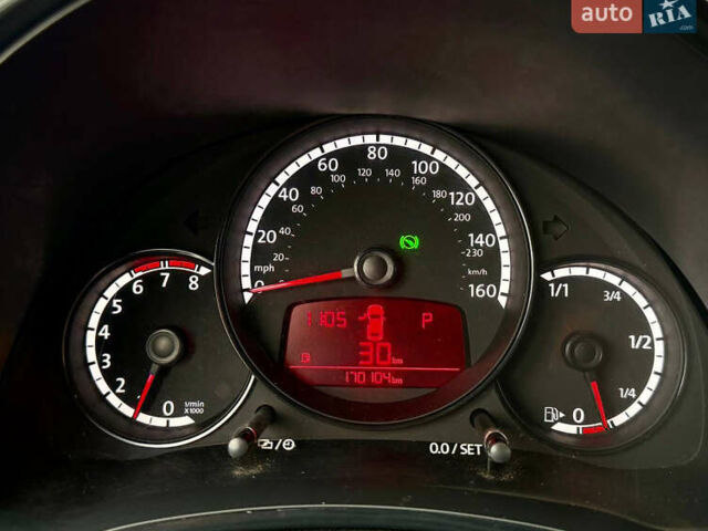 Синій Фольксваген Бітл, об'ємом двигуна 1.8 л та пробігом 175 тис. км за 11900 $, фото 28 на Automoto.ua