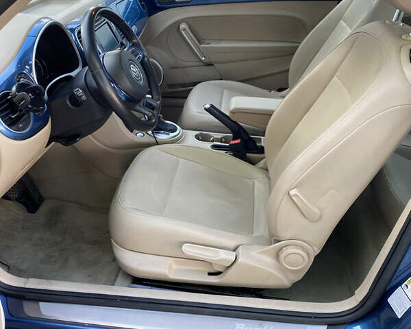 Синий Фольксваген Битл, объемом двигателя 1.8 л и пробегом 132 тыс. км за 13350 $, фото 8 на Automoto.ua