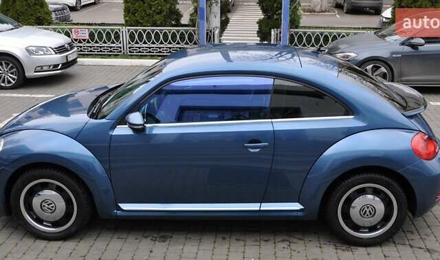 Синий Фольксваген Битл, объемом двигателя 1.4 л и пробегом 70 тыс. км за 13700 $, фото 2 на Automoto.ua