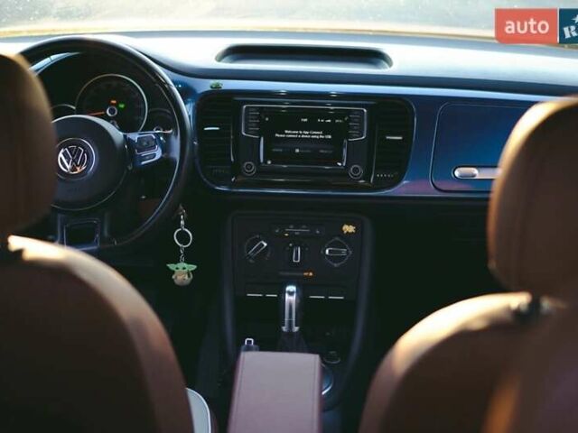 Синій Фольксваген Бітл, об'ємом двигуна 1.8 л та пробігом 46 тис. км за 16000 $, фото 16 на Automoto.ua