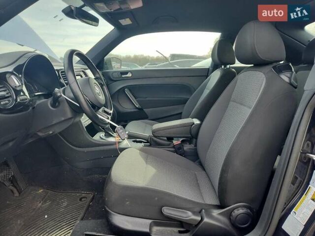 Синий Фольксваген Битл, объемом двигателя 1.8 л и пробегом 133 тыс. км за 1600 $, фото 7 на Automoto.ua