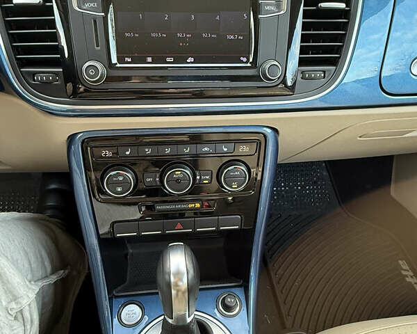 Синий Фольксваген Битл, объемом двигателя 1.98 л и пробегом 113 тыс. км за 14299 $, фото 12 на Automoto.ua