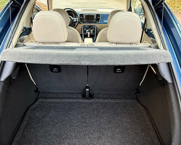 Синий Фольксваген Битл, объемом двигателя 1.98 л и пробегом 113 тыс. км за 14299 $, фото 13 на Automoto.ua