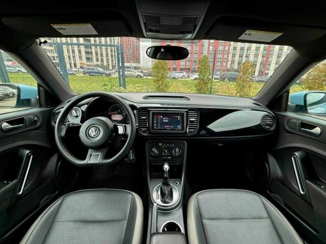 Синій Фольксваген Бітл, об'ємом двигуна 1.8 л та пробігом 170 тис. км за 11900 $, фото 12 на Automoto.ua