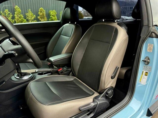 Синій Фольксваген Бітл, об'ємом двигуна 1.8 л та пробігом 170 тис. км за 11900 $, фото 11 на Automoto.ua