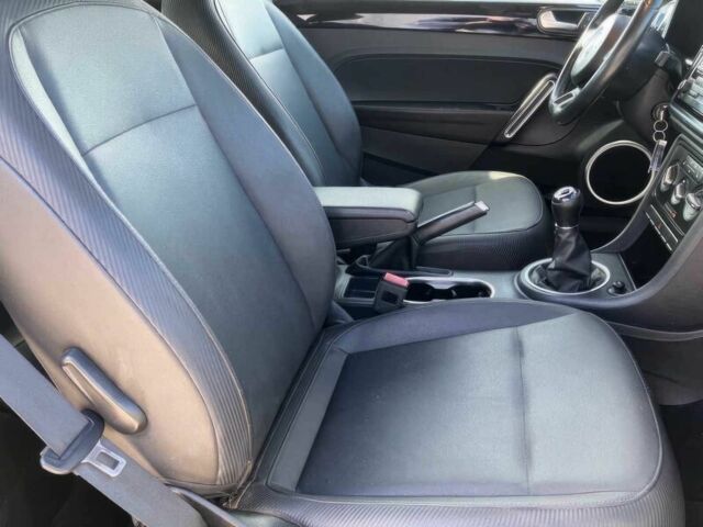 Синій Фольксваген Бітл, об'ємом двигуна 2 л та пробігом 79 тис. км за 9100 $, фото 7 на Automoto.ua