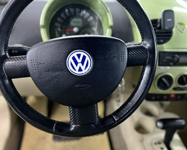 Зелений Фольксваген Бітл, об'ємом двигуна 2 л та пробігом 180 тис. км за 3990 $, фото 19 на Automoto.ua