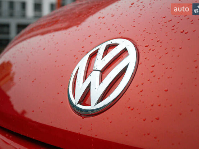 Оранжевый Фольксваген Битл, объемом двигателя 1.8 л и пробегом 60 тыс. км за 13800 $, фото 33 на Automoto.ua