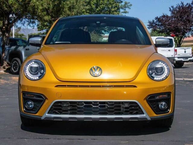 Оранжевый Фольксваген Битл, объемом двигателя 2 л и пробегом 34 тыс. км за 11000 $, фото 1 на Automoto.ua