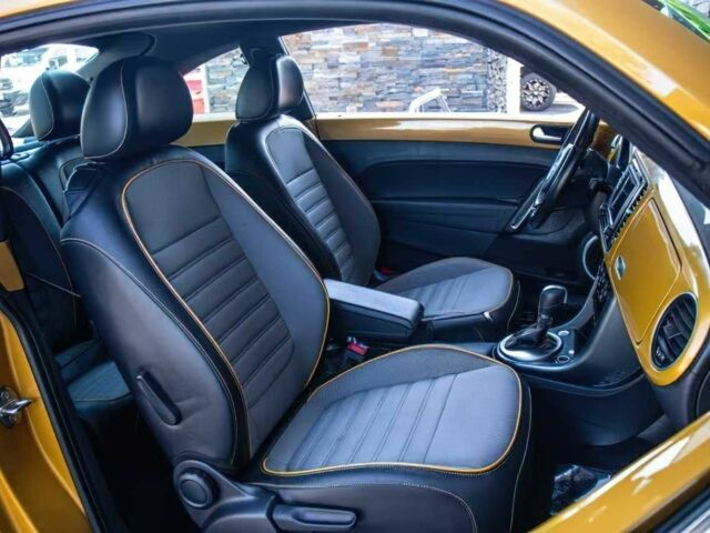 Оранжевый Фольксваген Битл, объемом двигателя 2 л и пробегом 34 тыс. км за 11000 $, фото 7 на Automoto.ua