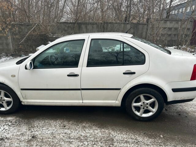 Фольксваген Бора 1999 у Краматорске на Automoto.ua Білий Фольксваген Бора, об'ємом двигуна 1.9 л та пробігом 300 тис. км за 2200 $, фото 2 на Automoto.ua