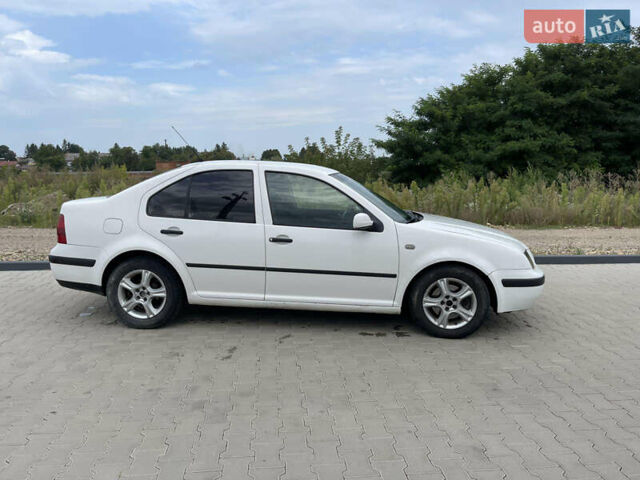 Білий Фольксваген Бора, об'ємом двигуна 1.9 л та пробігом 450 тис. км за 3400 $, фото 4 на Automoto.ua