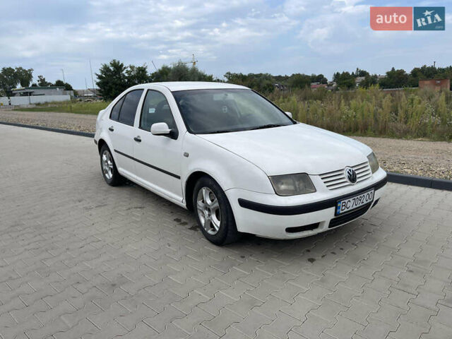 Білий Фольксваген Бора, об'ємом двигуна 1.9 л та пробігом 450 тис. км за 3400 $, фото 2 на Automoto.ua