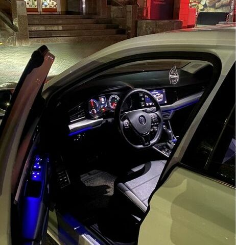 Белый Фольксваген Бора, объемом двигателя 0 л и пробегом 70 тыс. км за 15000 $, фото 7 на Automoto.ua