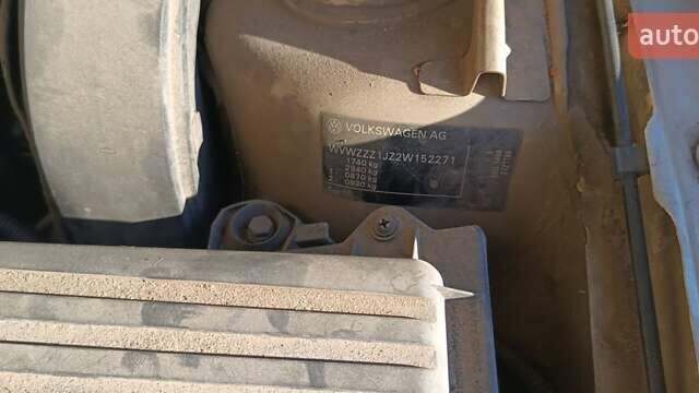 Бежевый Фольксваген Бора, объемом двигателя 1.6 л и пробегом 280 тыс. км за 3400 $, фото 6 на Automoto.ua