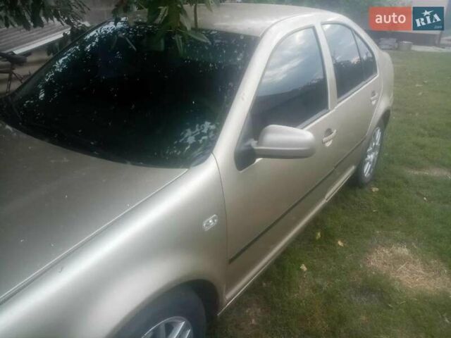 Бежевий Фольксваген Бора, об'ємом двигуна 1.6 л та пробігом 380 тис. км за 3700 $, фото 2 на Automoto.ua