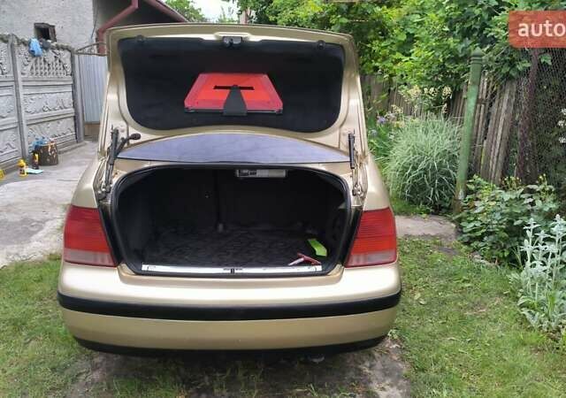 Бежевий Фольксваген Бора, об'ємом двигуна 1.6 л та пробігом 280 тис. км за 4000 $, фото 25 на Automoto.ua