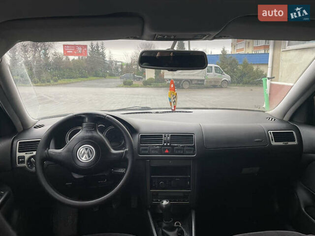 Бежевий Фольксваген Бора, об'ємом двигуна 1.6 л та пробігом 300 тис. км за 3200 $, фото 6 на Automoto.ua