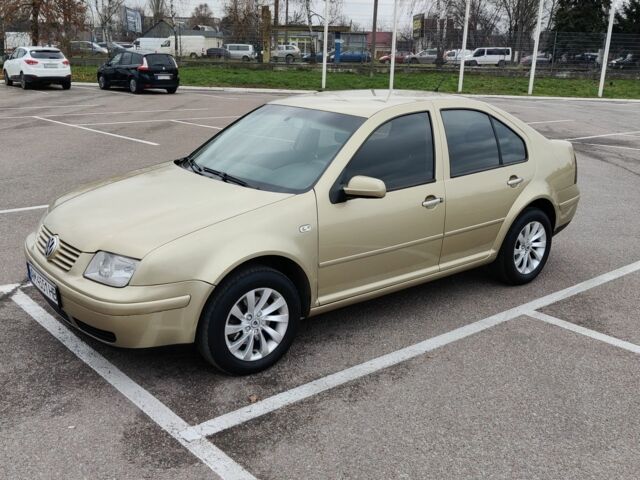 Бежевый Фольксваген Бора, объемом двигателя 1.6 л и пробегом 275 тыс. км за 3700 $, фото 1 на Automoto.ua