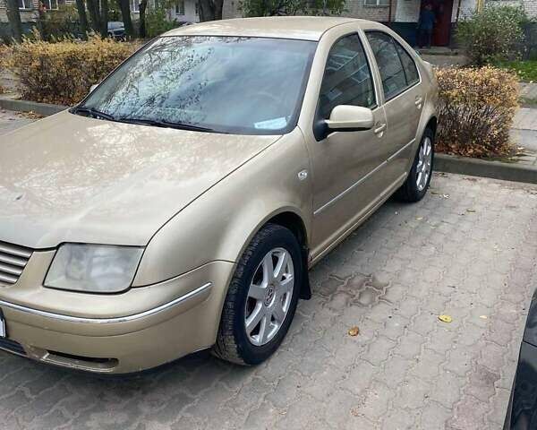 Бежевый Фольксваген Бора, объемом двигателя 1.6 л и пробегом 193 тыс. км за 3500 $, фото 2 на Automoto.ua