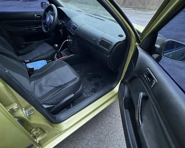 Бежевый Фольксваген Бора, объемом двигателя 2 л и пробегом 330 тыс. км за 3600 $, фото 12 на Automoto.ua