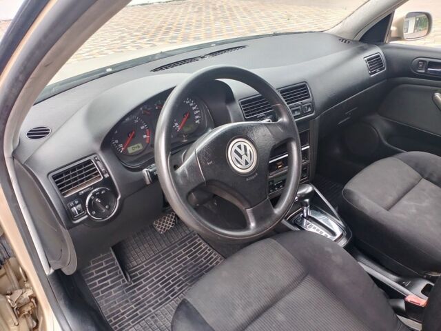 Фольксваген Бора 2003 у Броварах на Automoto.ua Бежевий Фольксваген Бора, об'ємом двигуна 1.6 л та пробігом 300 тис. км за 2500 $, фото 7 на Automoto.ua