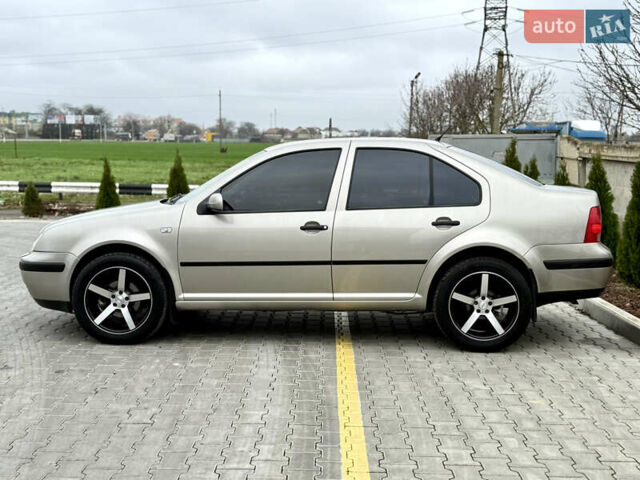 Бежевый Фольксваген Бора, объемом двигателя 1.6 л и пробегом 220 тыс. км за 5700 $, фото 15 на Automoto.ua