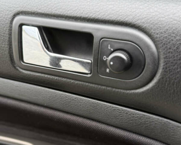 Бежевый Фольксваген Бора, объемом двигателя 1.6 л и пробегом 220 тыс. км за 5700 $, фото 71 на Automoto.ua