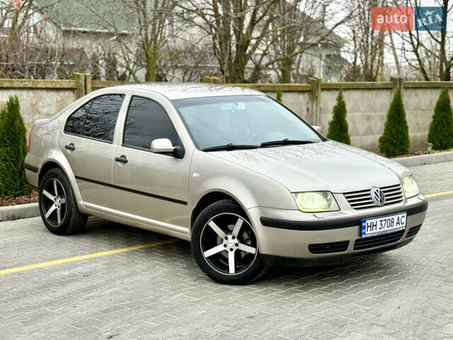 Бежевый Фольксваген Бора, объемом двигателя 1.6 л и пробегом 220 тыс. км за 5700 $, фото 12 на Automoto.ua
