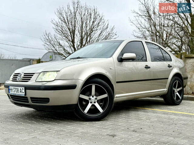 Бежевый Фольксваген Бора, объемом двигателя 1.6 л и пробегом 220 тыс. км за 5700 $, фото 4 на Automoto.ua
