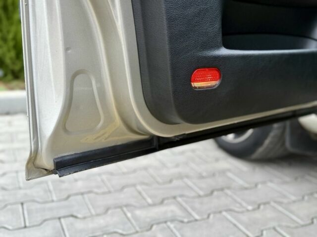 Бежевый Фольксваген Бора, объемом двигателя 1.6 л и пробегом 220 тыс. км за 5700 $, фото 14 на Automoto.ua